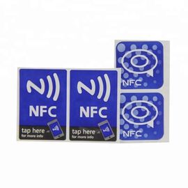 ISO14443A Yeniden Yazılabilir NFC Akıllı Etiketler / Yapıştırıcı Su geçirmez NFC Etiketler