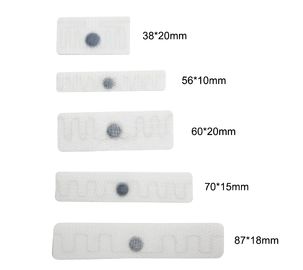 56 * 20mm Yapışkanlı Giyim Etiket Tekstil Malzemesi / UHF Çamaşır RFID Etiketleri